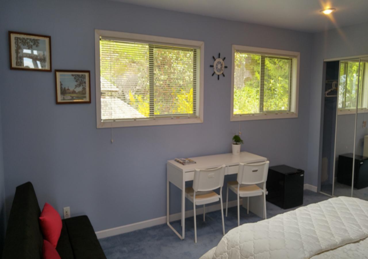 Sunshine Coast Treetop B&B Sechelt Exterior photo